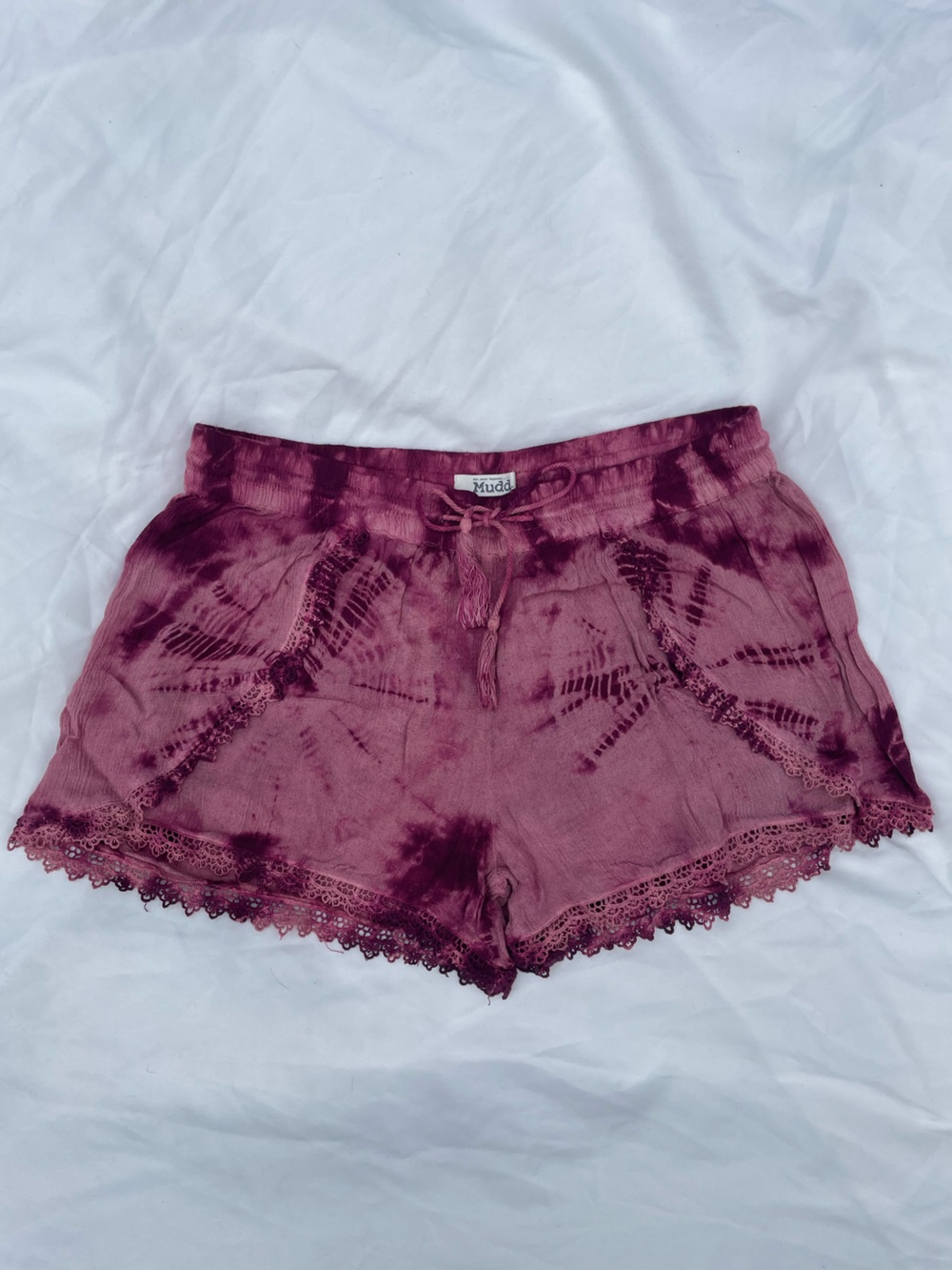 Mudd Mauve Tie-Dye Lace-Trim Shorts